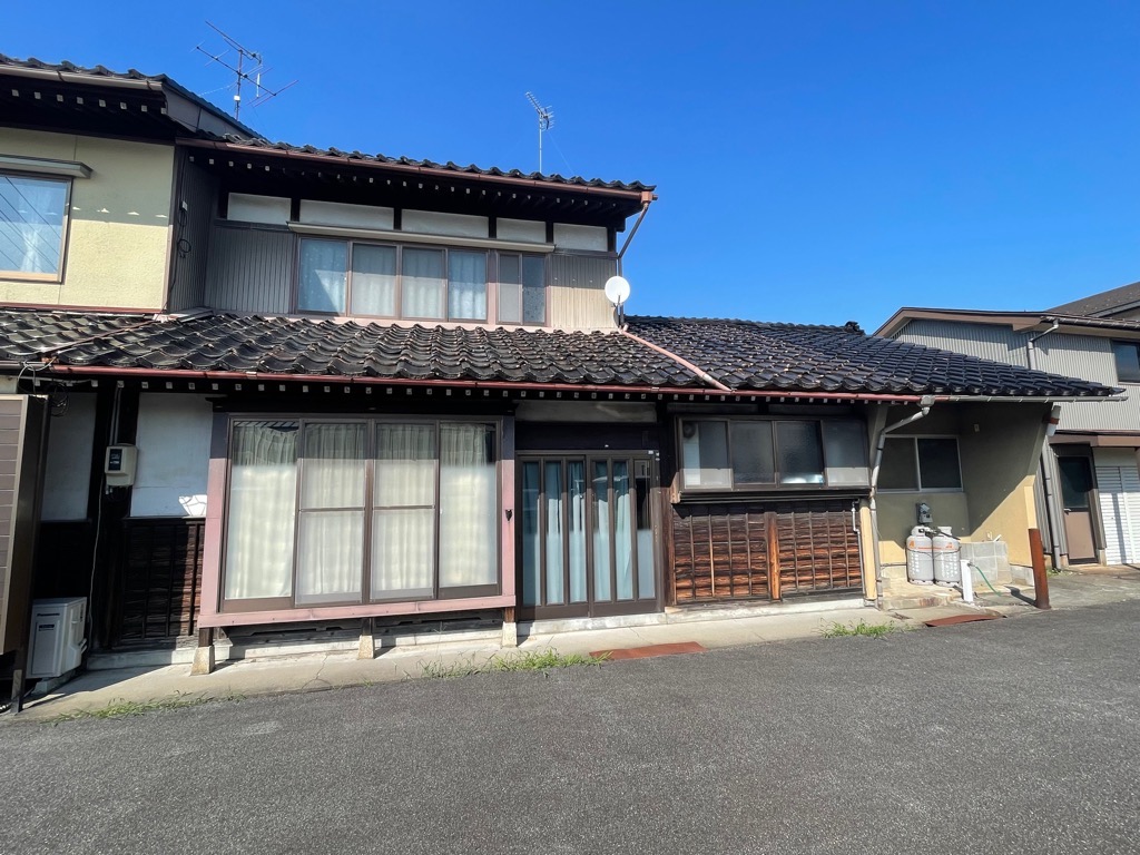 detached 下小泉町